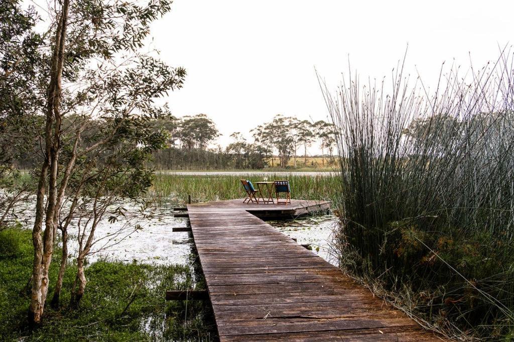 Lake Russell Retreat Emerald Beach Exterior foto