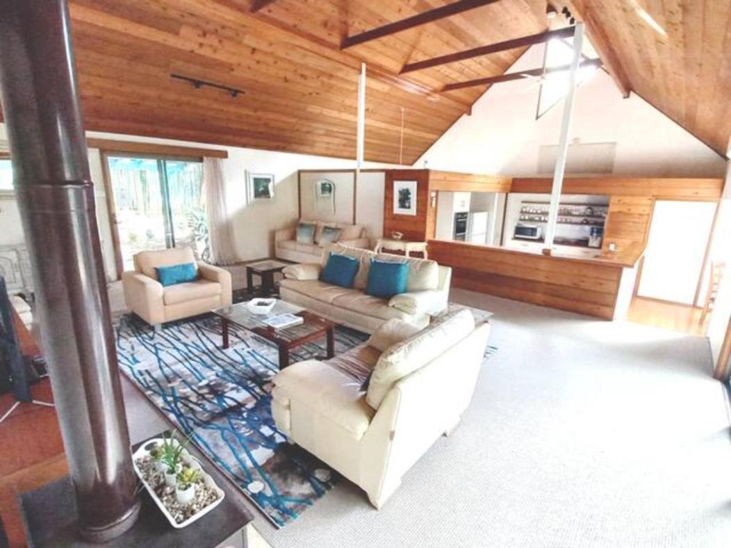 Lake Russell Retreat Emerald Beach Exterior foto
